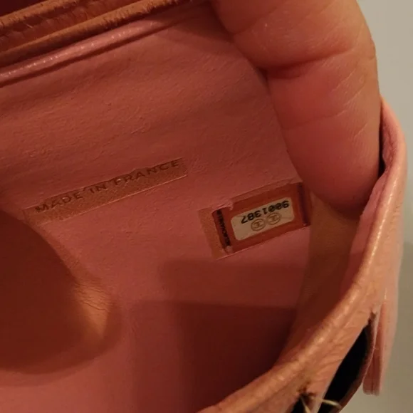 Chanel Caviar Compact Pink Leather Wallet - Picture 3 of 10